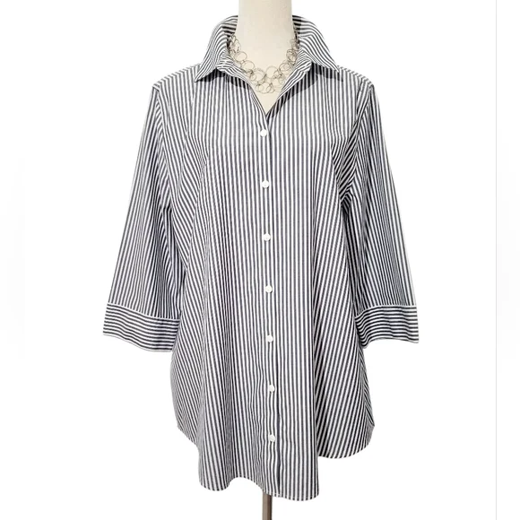 Chico’s No Iron Button Front Shirt Size 12/14 Blue/gray White Stripe 3/4 Sleeve - Picture 1 of 10